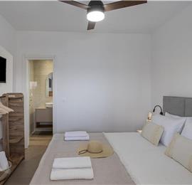 4 bedroom villa with pool by the sea, near Corfu town, sleeps 8